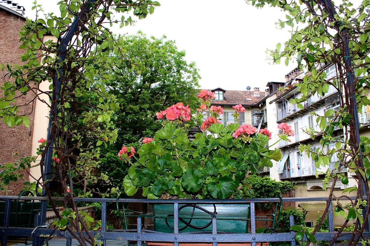 Apartament Exquisitely Renovated And Centrally Located With Free Parking